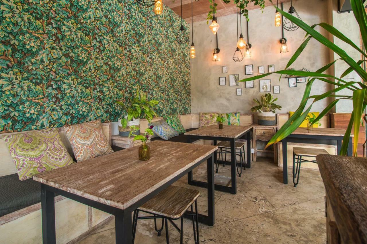 Gemini Star Hotel Kuta Lombok Kültér fotó