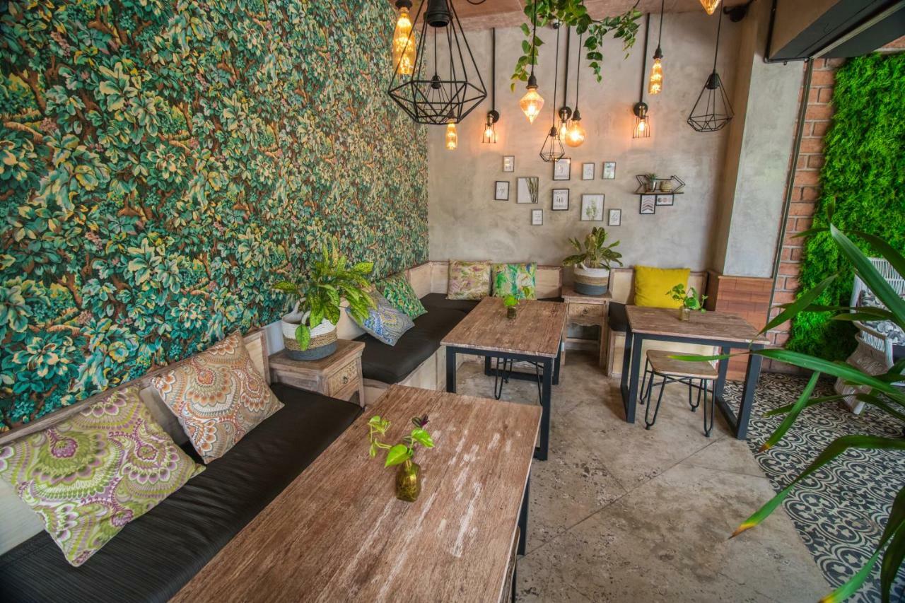 Gemini Star Hotel Kuta Lombok Kültér fotó